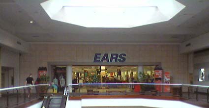Sears sign is missing its S, making it Ears